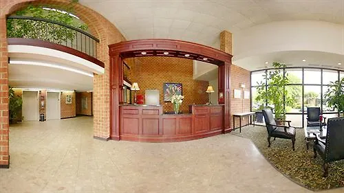 Hotel Wingate By Wyndham Williamsburg 2*,